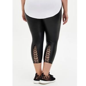 Torrid Platinum Coated Ponte Leggings - 3X